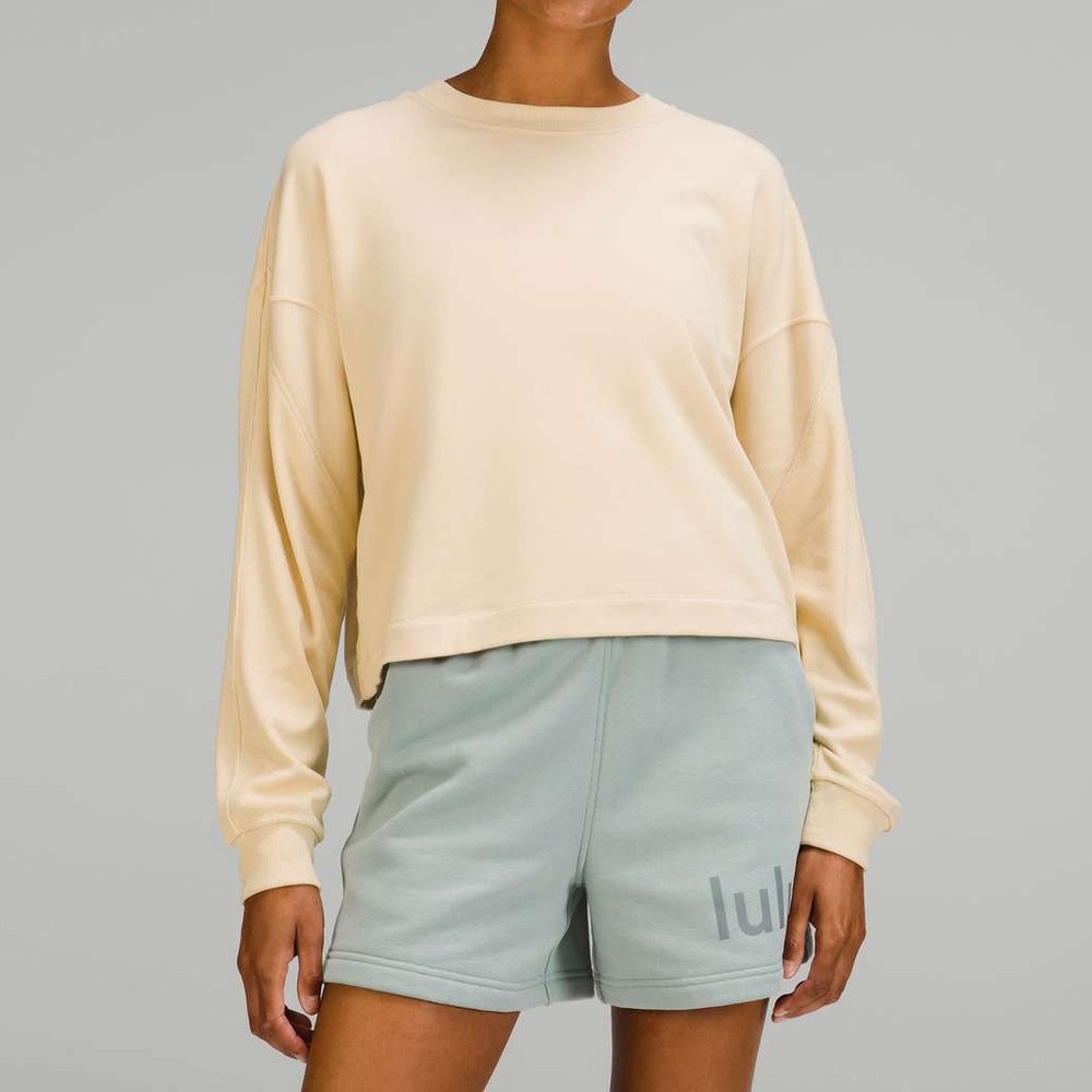 Lululemon Modal Fleece Pullover in Color Prosecco Size 0